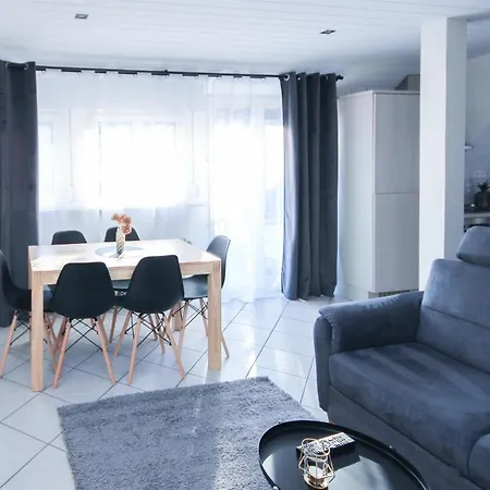 Alfa Stuttgart 3Zi-Maisonette 6 Personen Zuffenhausen Nahe Porsche & Bosch L Wifi & Smarttv I 3Br 4 Beds I Kitchen I Bathroom & Wc Extérieur photo