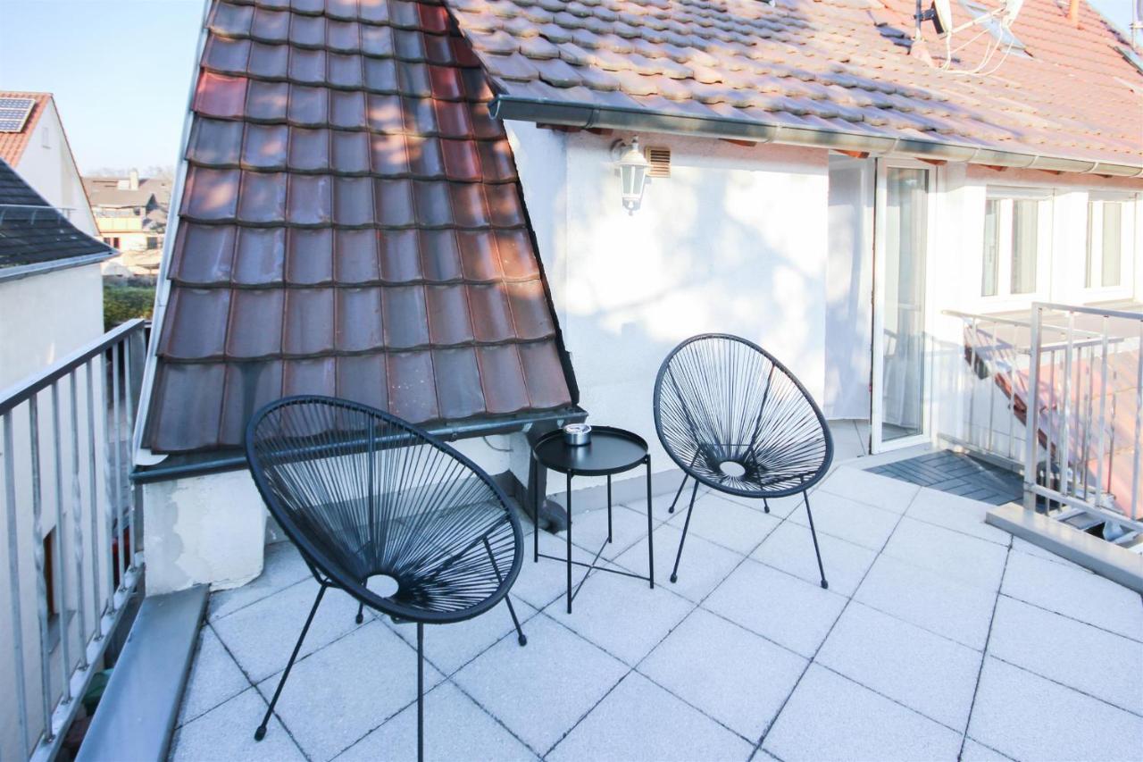 Alfa 3zi-maisonette 6 Personen Zuffenhausen Nahe Porsche & Bosch L Wifi & Smarttv I 3br 4 Beds I Kitchen I Bathroom & Wc * Stuttgart