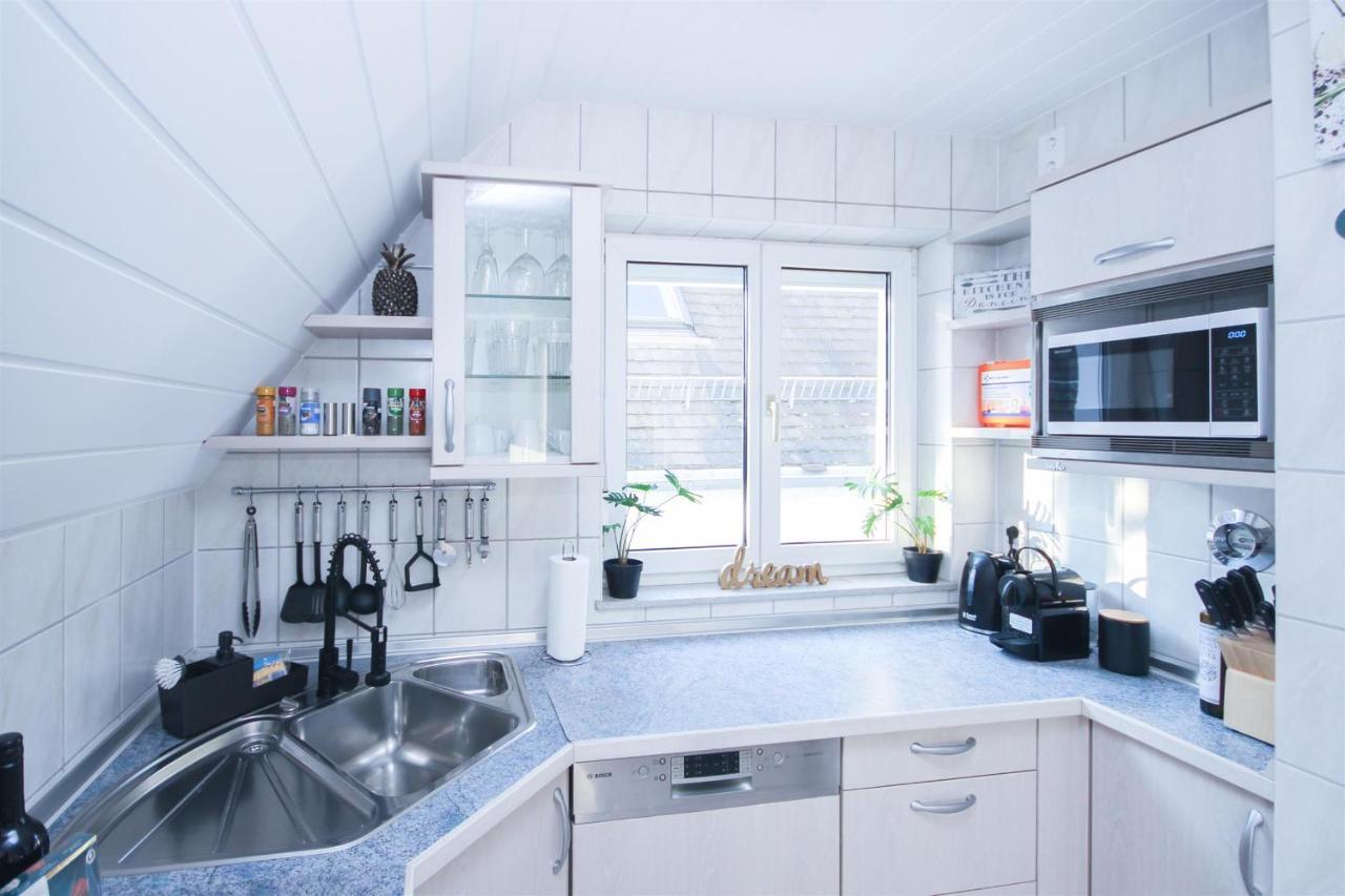 Alfa 3zi-maisonette 6 Personen Zuffenhausen Nahe Porsche & Bosch L Wifi & Smarttv I 3br 4 Beds I Kitchen I Bathroom & Wc
